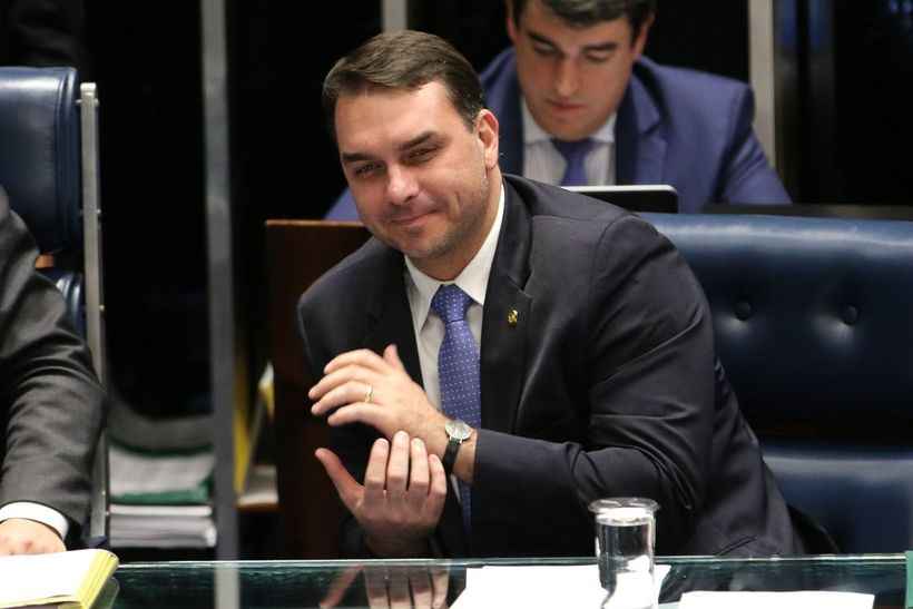MP do Rio defende foro especial para Flávio Bolsonaro no caso Queiroz - Fabio Rodrigues Pozzebom/Agência Brasil