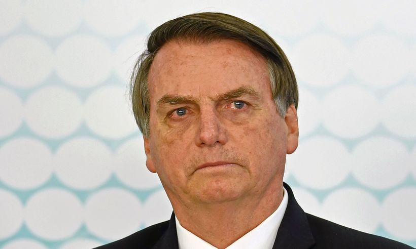 Bolsonaro sanciona lei e agressores de mulheres terão que reembolsar SUS - EVARISTO SA/AFP
