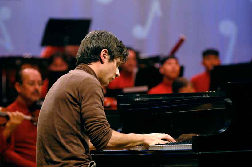 O pianista Cristian Budu vai se apresentar no auditório do Mater Dei - Arquivo/TV Cultura