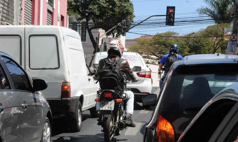Estado de SP tem 16 acidentes de trânsito com feridos por hora - Paulo Filgueiras/EM/D.A Press