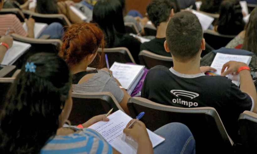 Enem 2019: Simuladão on-line tem inscrições gratuitas e oferece prêmio - Wilson Dias/Agência Brasil