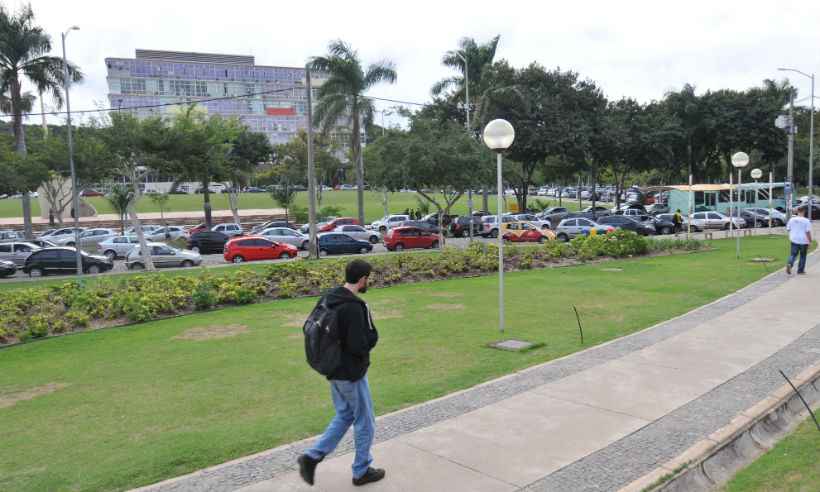 UFMG vai investigar caso de homem agredido por seguranças; reitoria repudia a violência  - Rodrigo Clemente/EM/D.A Press