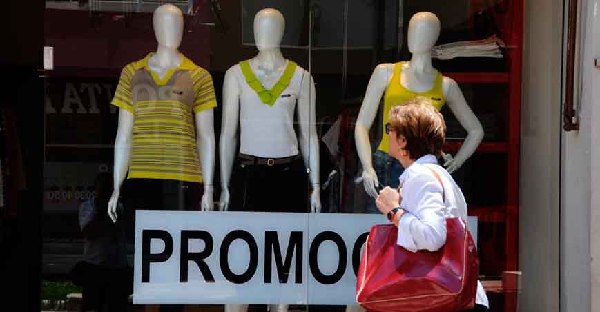 Com temor de perder emprego, belo-horizontino reduzirá gastos - Euler Júnior/EM/D.A Press  18/1/12