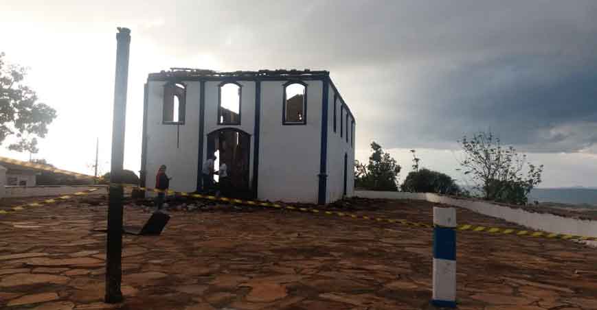 Incêndio reacende alerta: apenas 122 igrejas de Minas têm auto de vistoria dos bombeiros - Fotos: Márcia Betânia/Divulgação