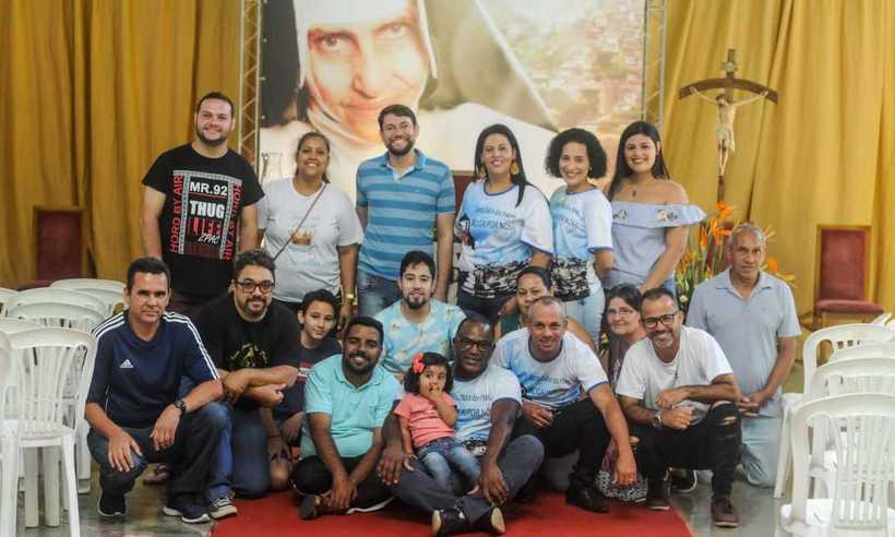 Moradores de BH comemoram canonização de Irmã Dulce, a Santa dos pobres - Leandro Couri/EM/D.A press