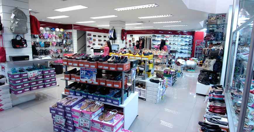   Mais esperançoso, comércio quer 91 mil temporários no fim de ano - Marcos Michelin/EM/D.A Press %u2013 9/9/10