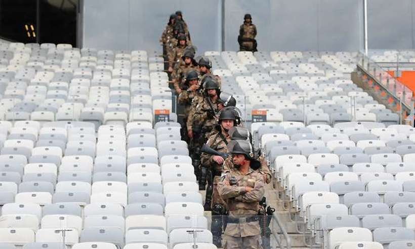 Polícia prende mais de 30 integrantes de organizada do Cruzeiro no Mineirão - Gladyston Rodrigues/EM/D.A Press