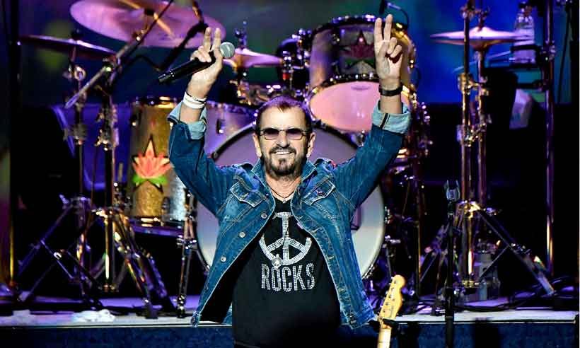 Em seu 20º álbum, Ringo Starr grava canção escrita por Lennon em 1980 - Angela Weiss/afp