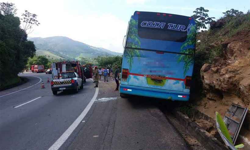 Acidente de ônibus de turismo de Minas no Rio de Janeiro alerta para risco de fretamentos - Polícia Rodoviária Federal/Divulgação
