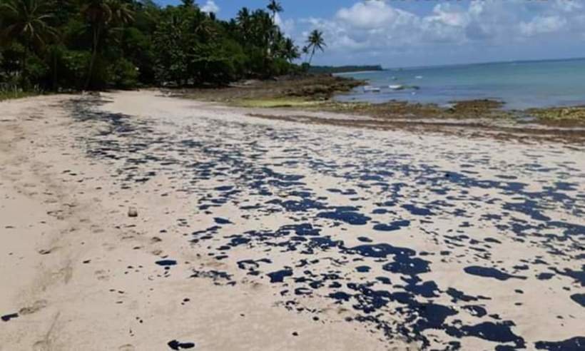 Manchas de petróleo cru reaparecem em Boipeba, paraíso turístico na Bahia  - Divulgação/Luiz Reis