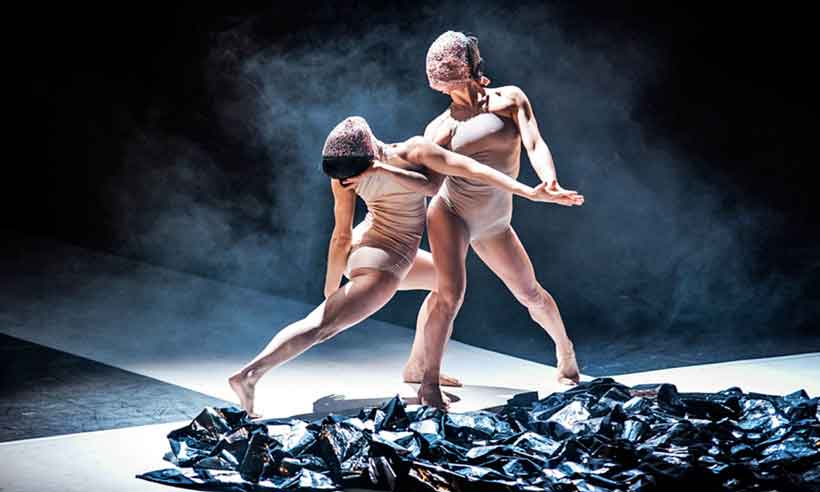 Kataklò Dance Theater usa o corpo para falar dos processos da mente - Carla Falconetti/Divulgação