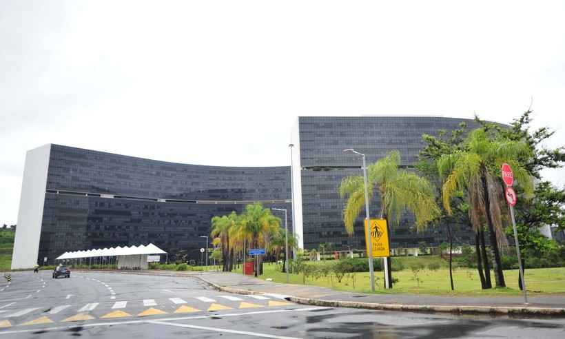 Governo de MG divulga escala de pagamento de novembro; Data para pagar 13º segue indefinida - Juarez Rodrigues / EM / D.A.Press