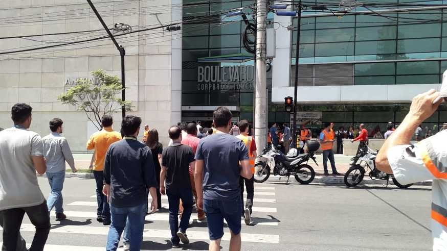 Simulação de incêndio em shopping de BH provoca sustos na população - Jair Amaral/EM/D.A. Press