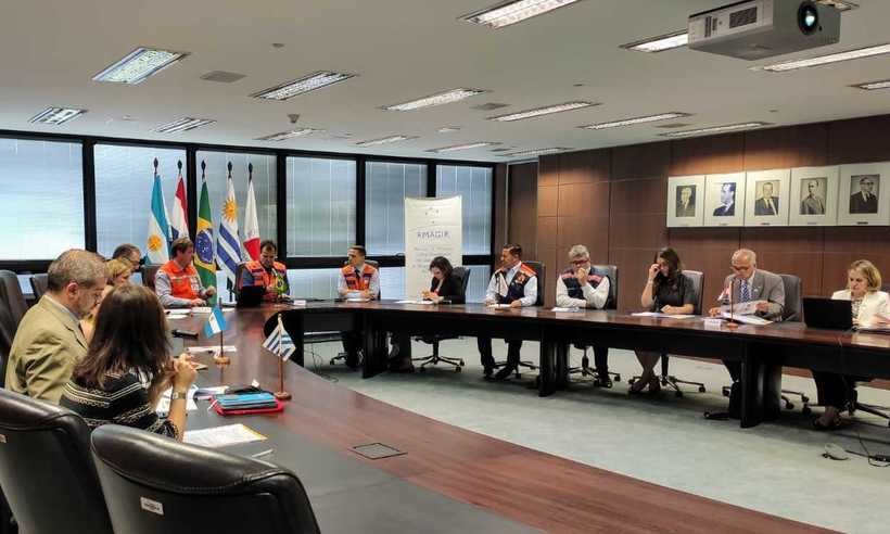 Defesa Civil se reúne com autoridades internacionais para debater riscos de desastres - Defesa Civil de Minas Gerais/ divulgação 