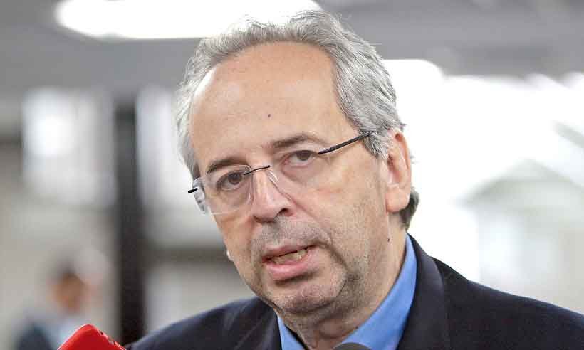 Secretário admite que 13º pode ficar para 2020 - Edésio Ferreira/EM/D.A PRESS