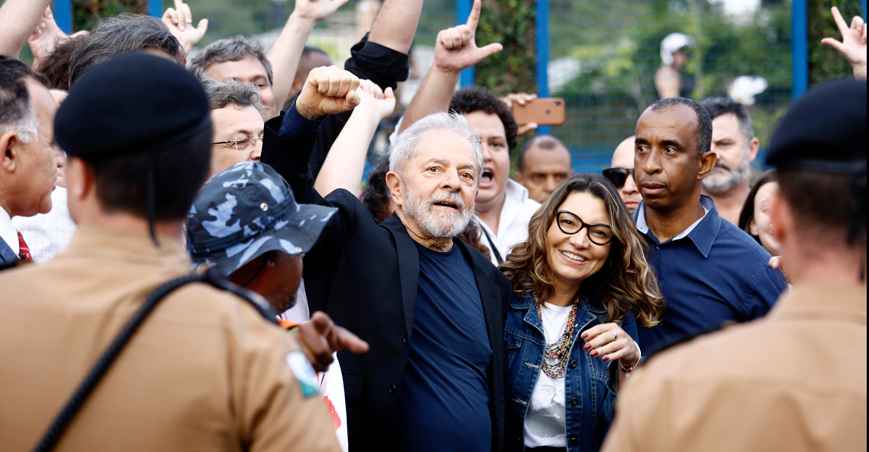 Lula, a jararaca, está de volta - ATILA ALBERTI/TRIBUNAL DO PARANÁ