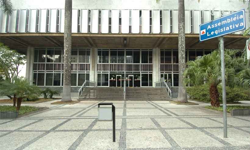 ALMG antecipa votação de projeto que garante 13° dos servidores para a próxima quarta - Emmanuel Pinheiro/Estado de Minas 