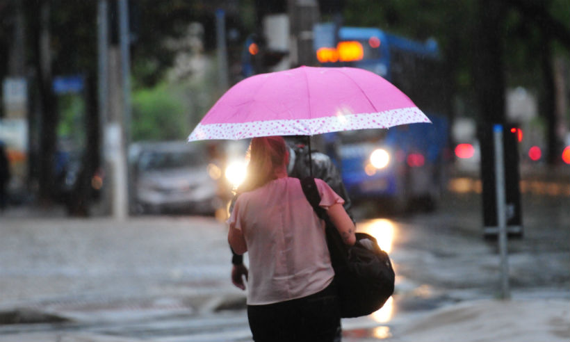 Chuva intensa, granizo e raios: Defesa Civil faz alerta para a Grande BH e o interior de Minas  - Gladyston Rodrigues/EM/D.A Press