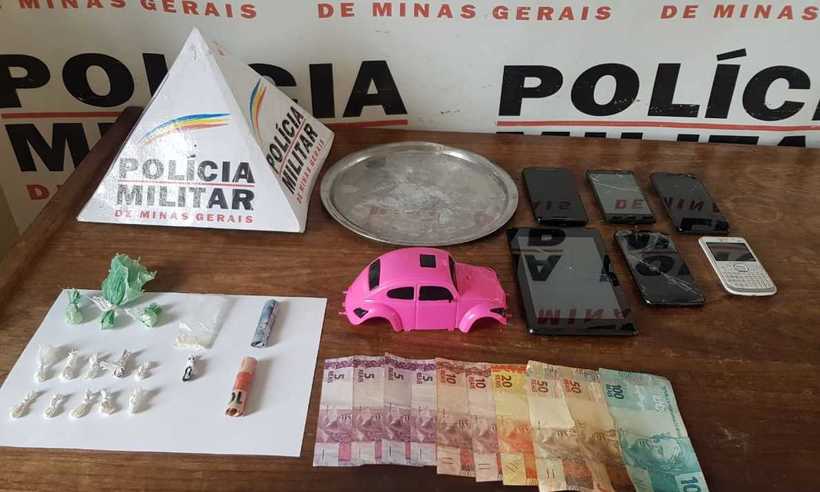 'Ben 10' e motorista da 'carreta da alegria' são presos por tráfico de drogas, em Arcos   - Polícia Militar (PM)/ divulgação 