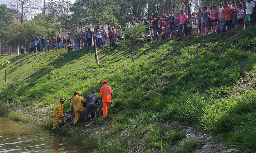 Corpo é encontrado dentro da Barragem Santa Lúcia, em Belo Horizonte - Paulo Filgueiras/EM/DA Press