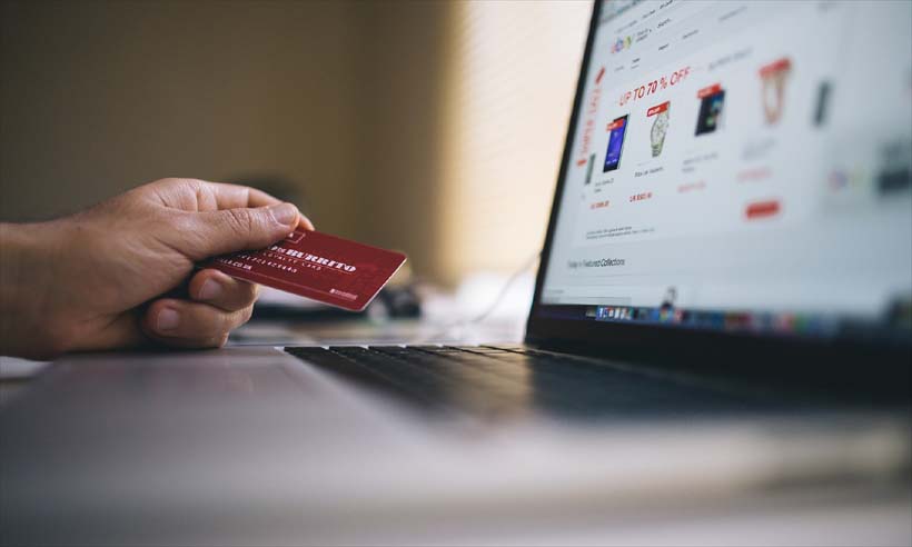 Justiça reverte decisão sobre operação de cartão via telefone da BMG - Pixabay