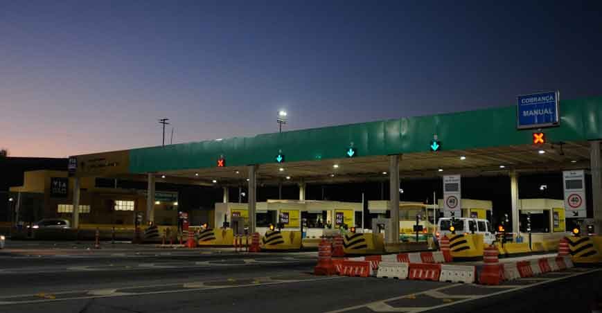 A repactuação de contratos de concessão de rodovias e aeroportos é a melhor saída - Leandro Couri/EM/D.A PRESS %u2013 26/8/16