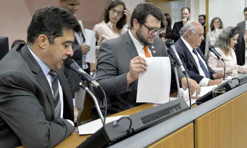 Deputado propõe pagamento de terço de férias dos parlamentares em MG - Sarah Torres / ALMG