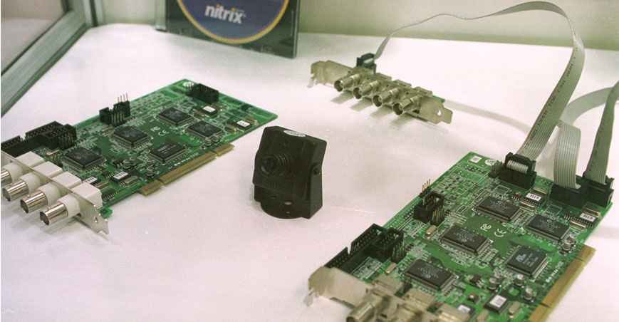 Câmbio trava a indústria eletrônica - Marcos Michelin/Estado de Minas 21/9/04