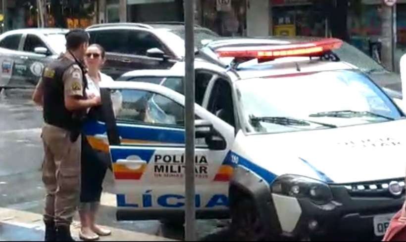 Família de mulher presa por injúria racial contra taxista diz que ela tem problemas psíquicos - Reprodução/Redes Sociais
