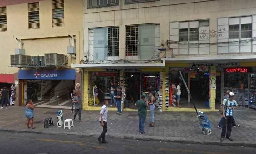 Operação em shoppings populares termina com 20 caminhões com mercadorias contrabandeadas  - Google Street View/ Reprodução