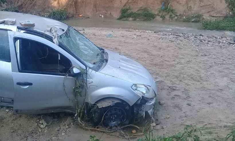Bombeiros encontram corpo de homem levado por enxurrada em Ibirité - Corpo de Bombeiros/Divulgação