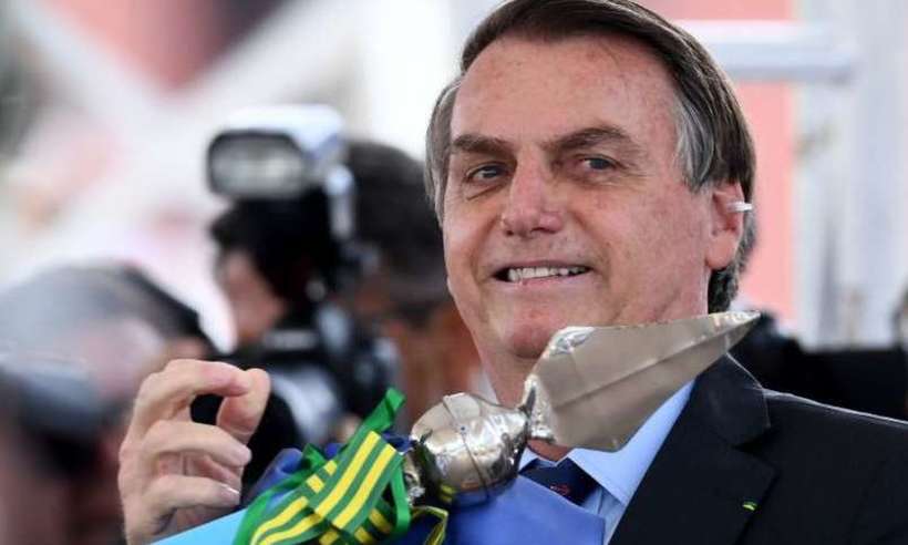 Bolsonaro diz que TV Escola 'deseduca' e chama Paulo Freire de 'energúmeno' - Evaristo Sá/AFP 