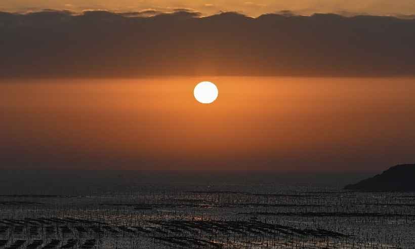 Paisagens arrebatadoras atraem fotógrafos ao sudeste da China; veja imagens - HECTOR RETAMAL / AFP