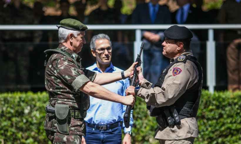 Fuzis do Exército: veja como armamento doado será utilizado pela PMMG  - Pedro Gontijo/Imprensa MG