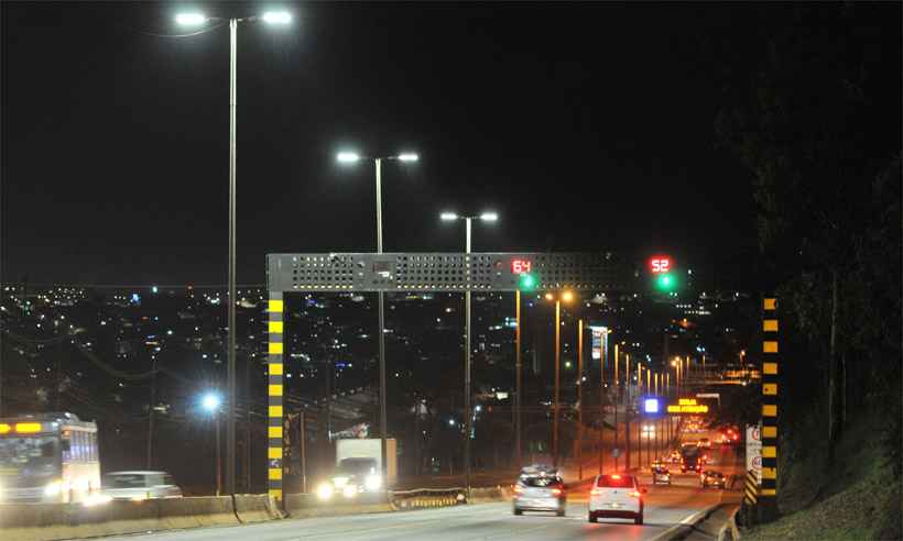 LEDs controlados a distância: o que muda com nova iluminação do Anel Rodoviário - Marcos Vieira/EM/DA Press