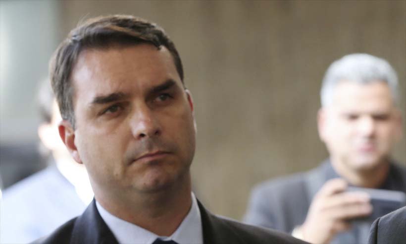 Juiz quebra sigilo de sócio de Flávio, mas questiona cálculos da Promotoria - Wilson Dias/Agência Brasil