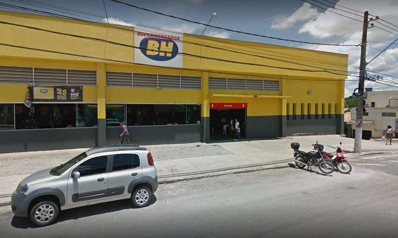 Homem é preso acusado de passar a mão em mulheres dentro de supermercado em Santa Luzia - Sreet View