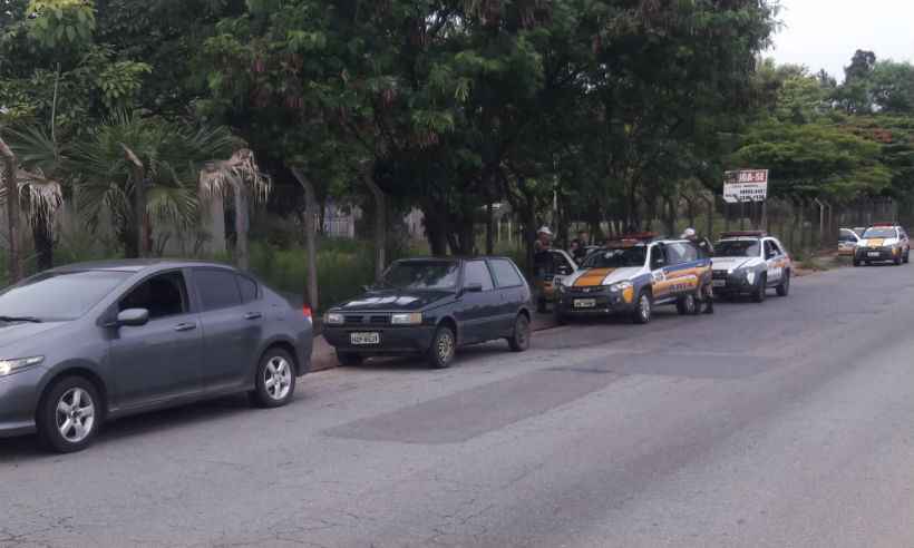 Cochilo e fuga: três motoristas são presos alcoolizados no Anel Rodoviário  - Polícia Militar Rodoviária (PMRv) / Divulgação