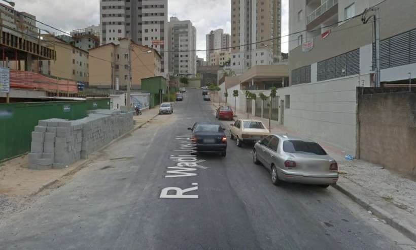 Acidente: criança de dois anos e três meses morre ao ser atropelada pelo pai em BH - Reprodução/Google Street View