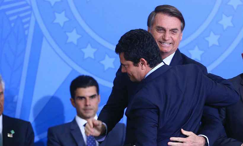 Jair Bolsonaro sanciona projeto anticrime de Moro com 25 vetos - Valter Campanato/Agência Brasil 