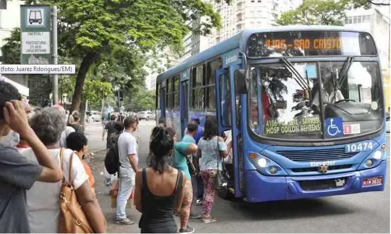 Passagem de ônibus em BH se mantém a R$ 4,50 por pelo menos 15 dias - Juarez Rodrigues/EM/DA PRESS