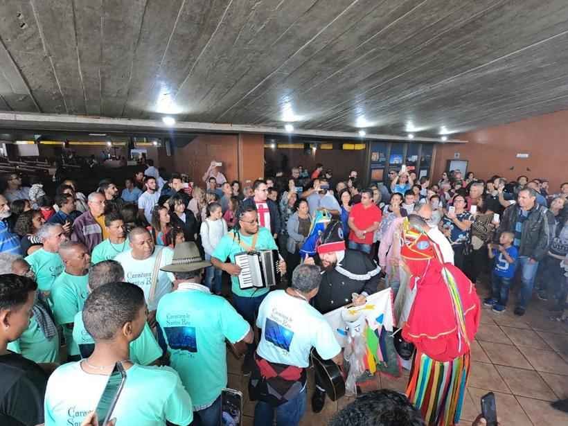 Na véspera do Dia de Reis, peregrinos lotam Santuário Nossa Senhora da Piedade - Edésio Costa/EM/D.A Press