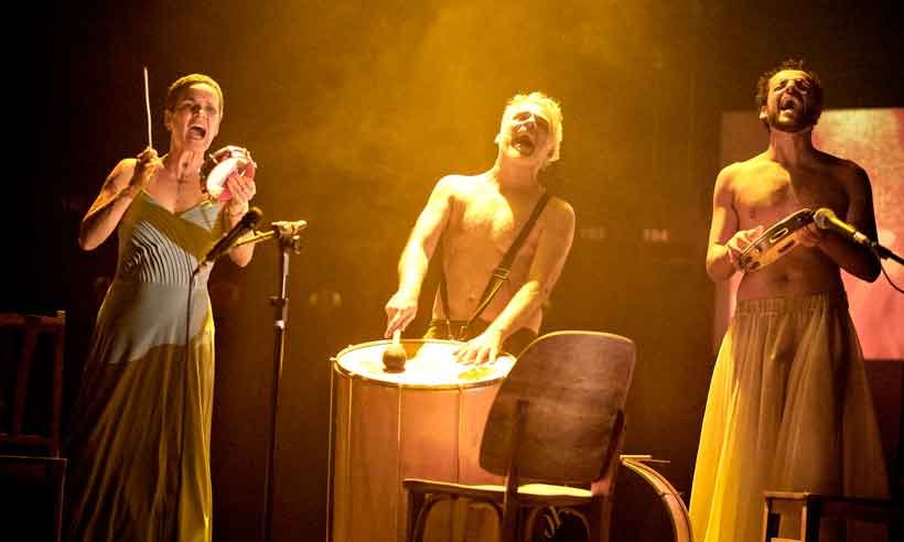 Luna Lunera faz de peça antídoto à febre dos dilemas existenciais - Carlos Hauck/divulgação