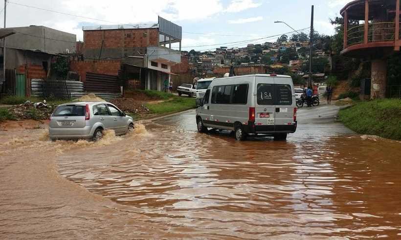 Volta a chover em BH; capital pode ter volume de chuva superior a 100 milímetros até quarta  - Juarez Rodrigues/EM/D.A. Press