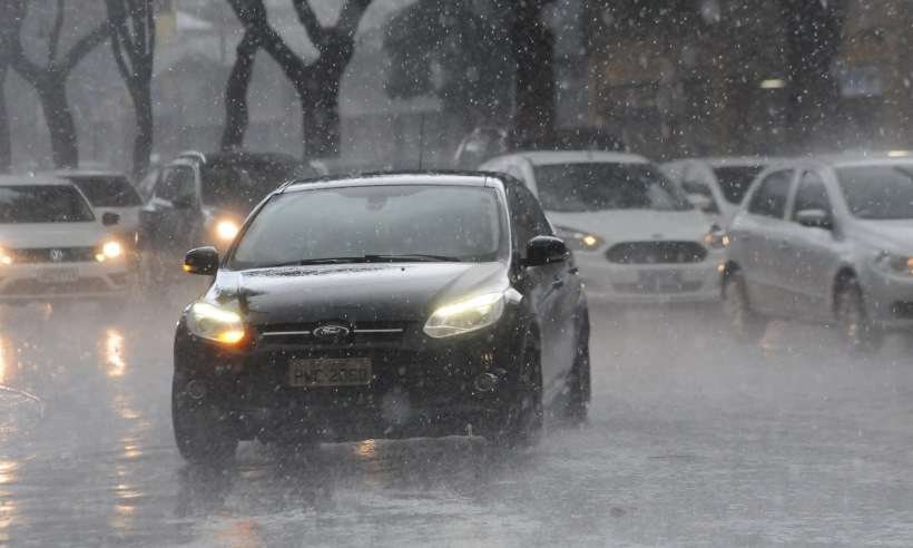 Confira os principais cuidados para dirigir na chuva e evitar problemas - Gladyston Rodrigues/EM/D.A Press