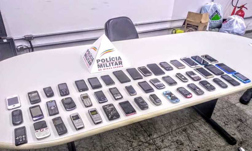 Polícia apreende quase 50 celulares de procedência duvidosa em BH - Polícia Militar/Divulgação