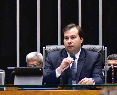 Aumento para segurança inviabiliza adesão de MG ao regime de recuperação, diz Maia - Câmara dos Deputados