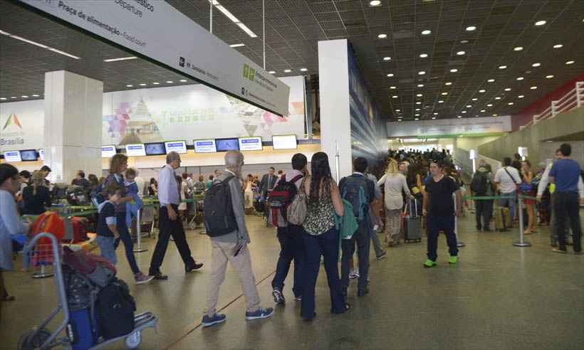 Procuradoria impõe à Anac que coíba aéreas por cobrança de bagagem de mão - José Cruz/ Agência Brasil