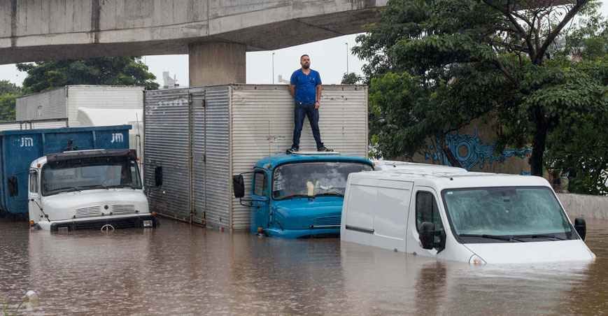 SP tem maior temporal em fevereiro desde 1983 - ROGÉRIO DE SANTIS/FUTURAPRESS/ESTADÃO CONTEÚDO