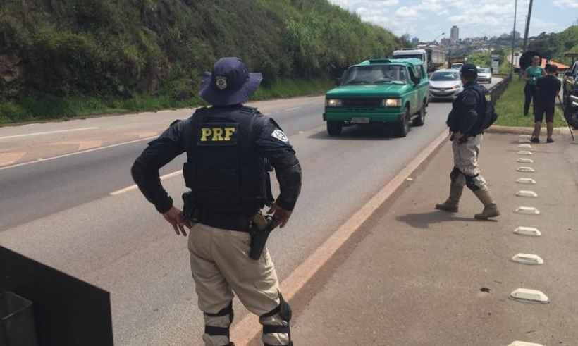 Carnaval: PRF vai usar bafômetro que detecta álcool ao se aproximar de motorista - Edézio Ferreira/EM/D.A Press